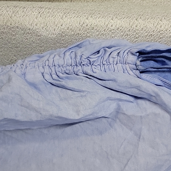 Kenneth Cole, Sleeveless Top, XL  3/$25 - Picture 2 of 7